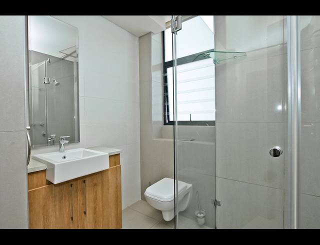 3 BEDROOM APARTMENT FOR SALE IN ABBOTSFORD